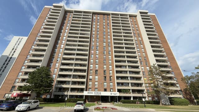 Condo Apartment at 4 Kings Cross Road 1807, Brampton, ON L6T 3X8