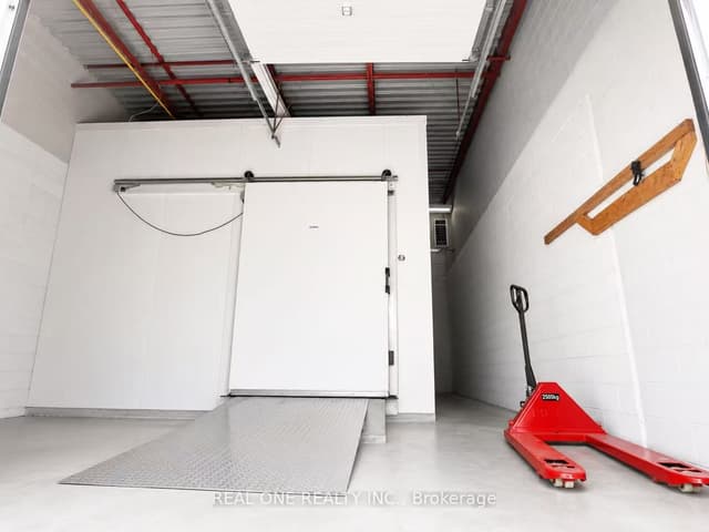 Sale Of Business at 140 Finchdene Square 15, Toronto, ON M1X 1B1, Toronto E11