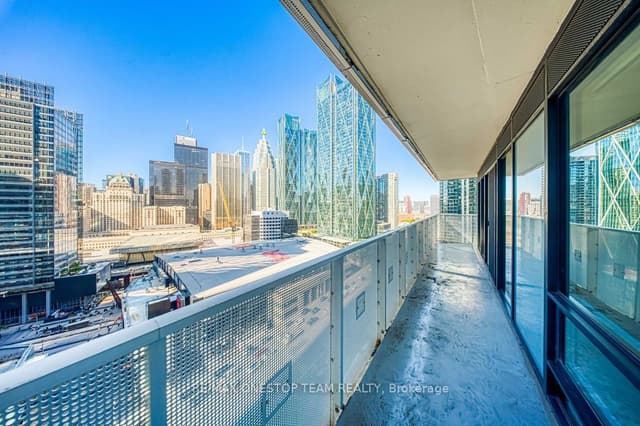 Condo Apartment at 88 Harbour Street 2104, Toronto, ON M5J 0C3, Toronto C01