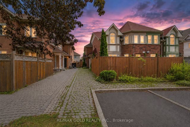 Att/Row/Townhouse at 23 Rain Lily Lane, Brampton, ON L6R 1S4