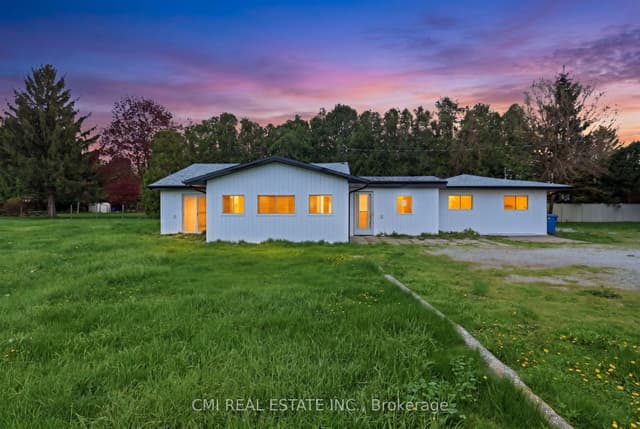 Detached at 7526 Grande River Line, Chatham-Kent, ON N7M 5J7