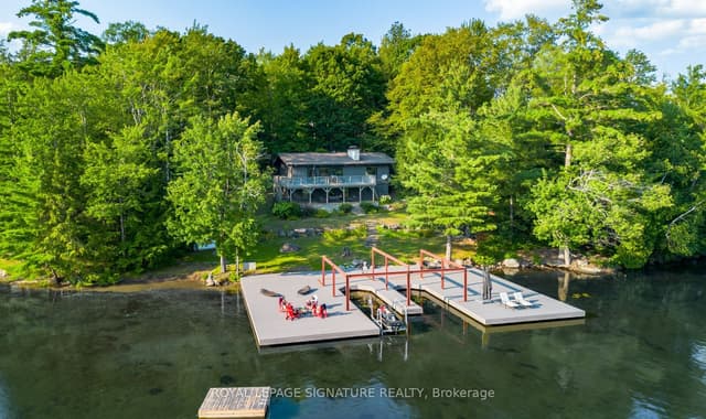 Detached at 1216 Hamills Point Road, Muskoka Lakes, ON P0B 1J0