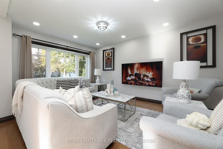 11 Brookside Drive