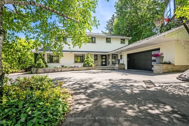 Detached at 624 North Shore Boulevard E, Burlington, ON L7T 1X2