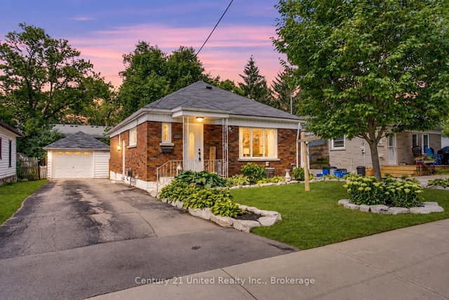 Detached at 1055 Western Avenue Main Floor, Peterborough, ON K9J 5W5