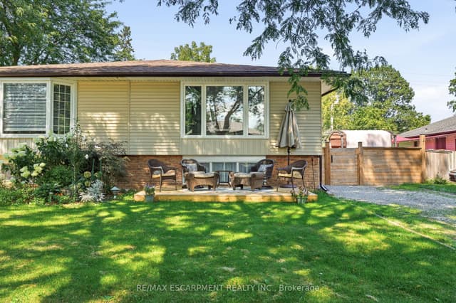 Semi-Detached at 3 Glengrove Avenue, Grimsby, ON L3M 4L6