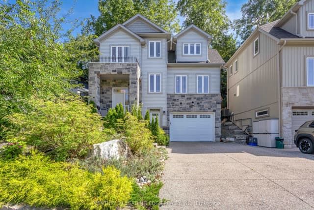 Detached at 67 Bradley Street, St. Catharines, ON L2T 1R5