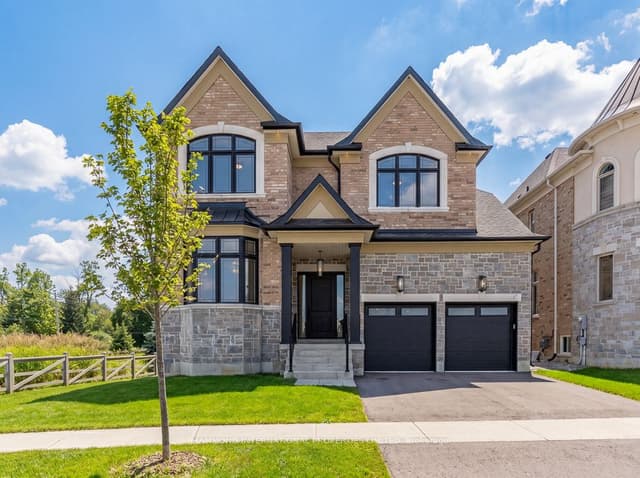 Detached at 58 Fanning Mills Circle, Vaughan, ON L6A 4Y9