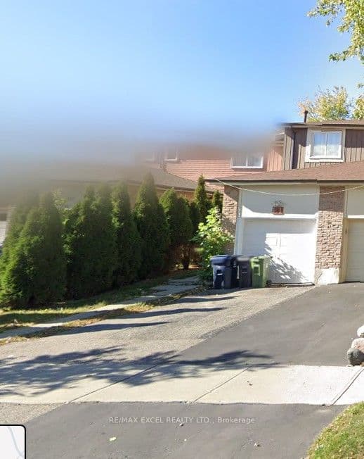 111 Bradstone Sq