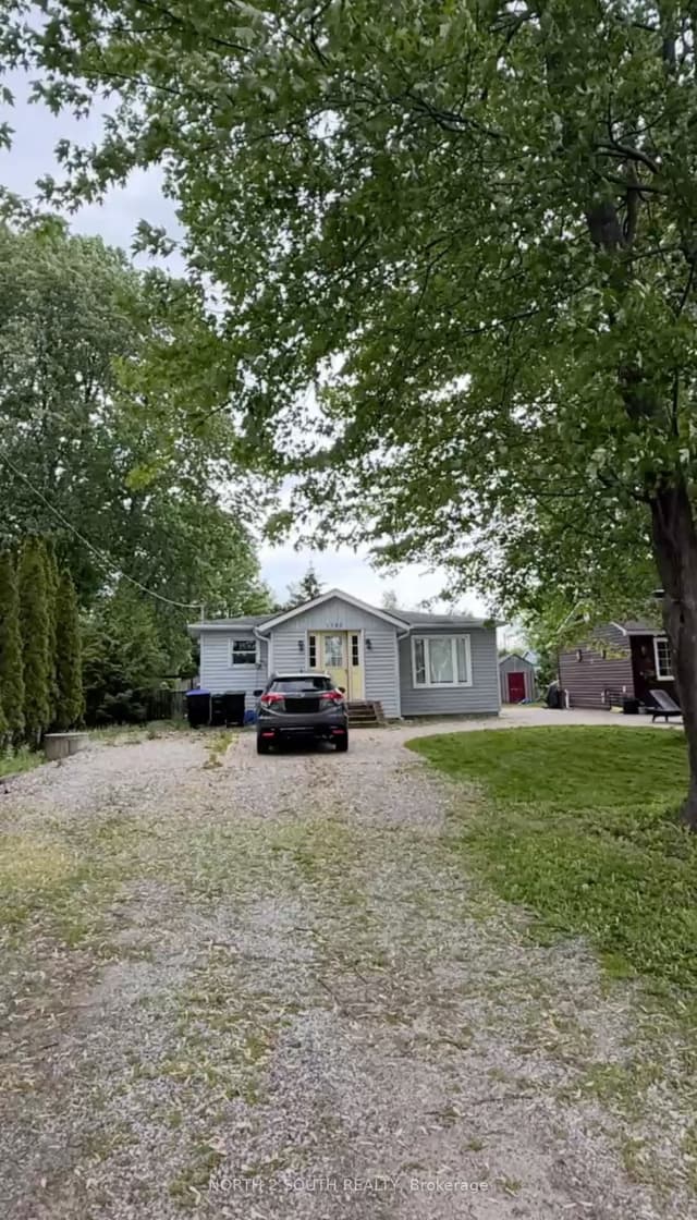 Detached at 1125 Shore Acres Drive, Innisfil, ON L0L 1R0