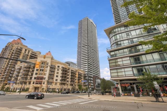 Condo Apartment at 4065 Confederation Parkway 3702, Mississauga, ON L5B 0L4