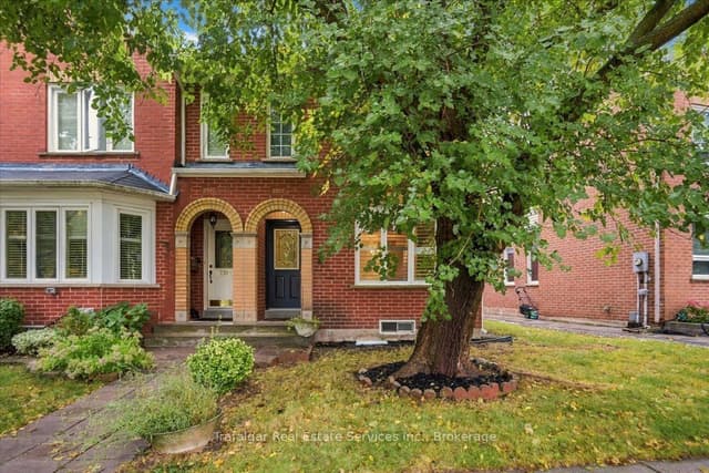 Att/Row/Townhouse at 2212 Westoak Trails Boulevard, Oakville, ON L6M 3L3