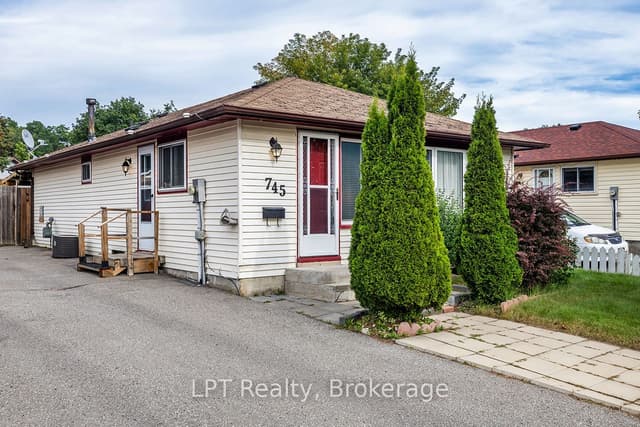 Detached at 745 Grandview Drive, Oshawa, ON L1H 7W5