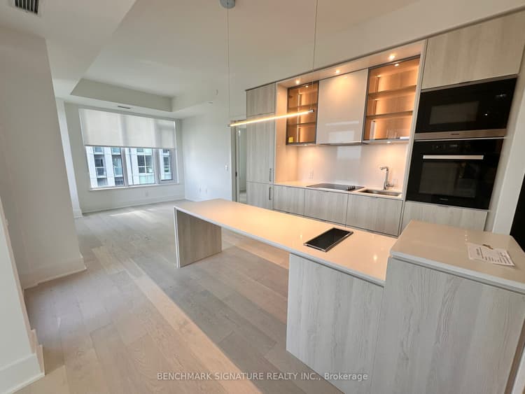 11 Yorkville Avenue