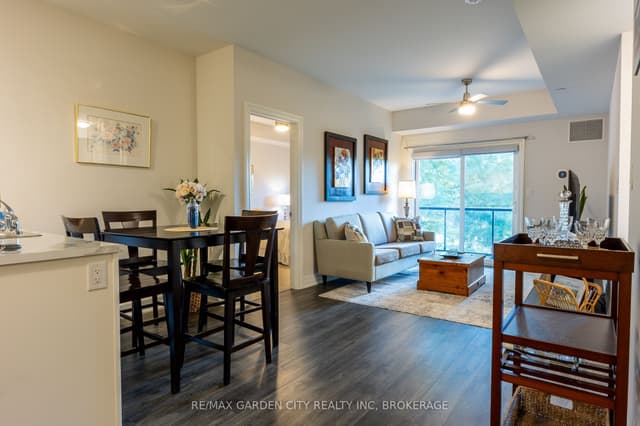 Condo Apartment at 212 Lakeport Road 303, St. Catharines, ON L2N 0B4
