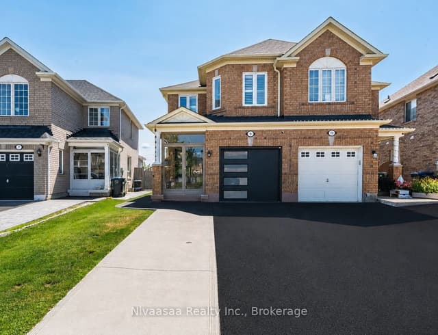 Semi-Detached at 9 Parisian Road, Brampton, ON L6P 2T1
