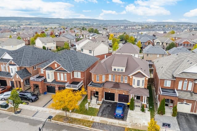 Semi-Detached at 381 Cedric Terrace, Milton, ON L9T 8P7