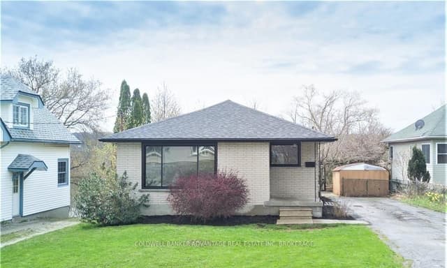 Detached at 55 Kent Street, St. Catharines, ON L2S 1H4