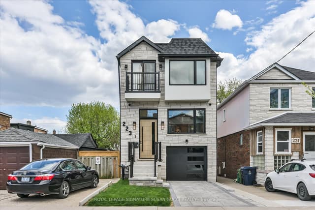 Detached at 223 Queensdale Avenue, Toronto, ON M4C 2B1, Toronto E03