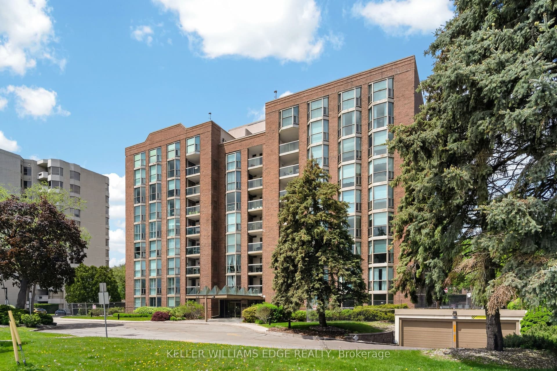 Suite 510 · Floor 5, Unit 510 · 1225 North Shore Blvd E