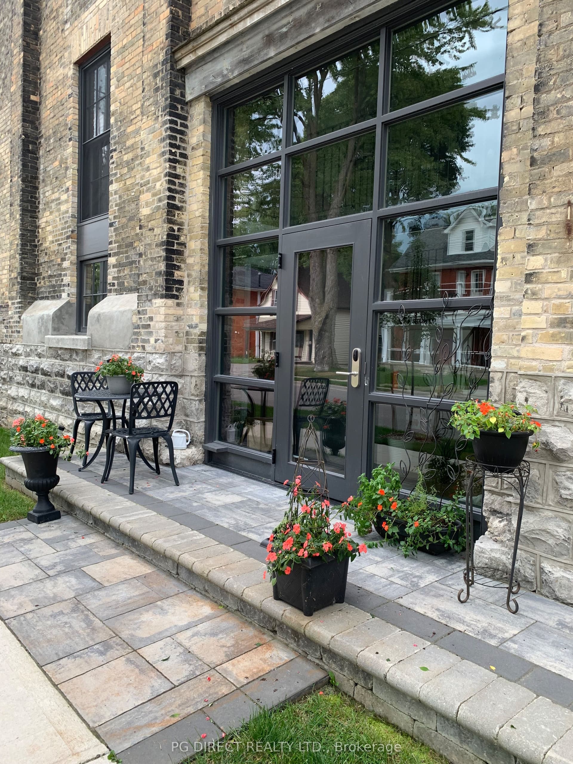 Unit 107, Unit 107 · 245 Downie St