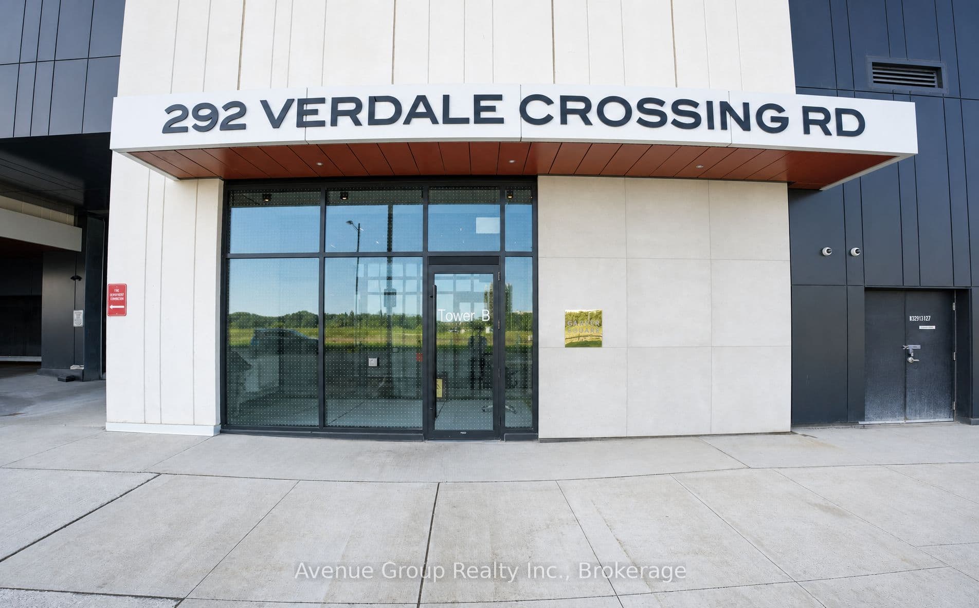 Suite 1011 · Floor 10, Unit 1011 · 292 Verdale Xing