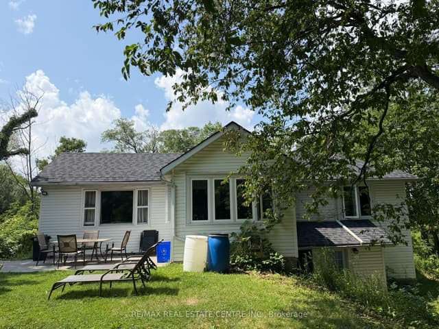Detached at 716 Artaban Road, Hamilton, ON L9H 5E3