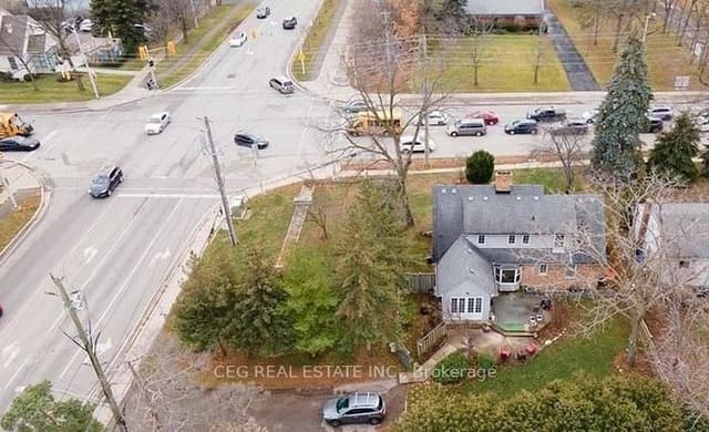 Triplex at 313 Bronte Road, Oakville, ON L6L 3C7