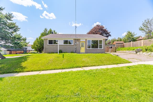 Detached at 1546 Lakemount Street, Oshawa, ON L1J 3Y2