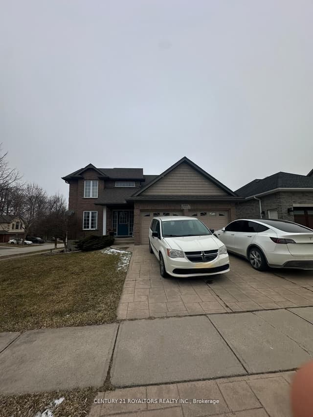 Detached at 100 Southview Court, Woodstock, ON N4S 9A5