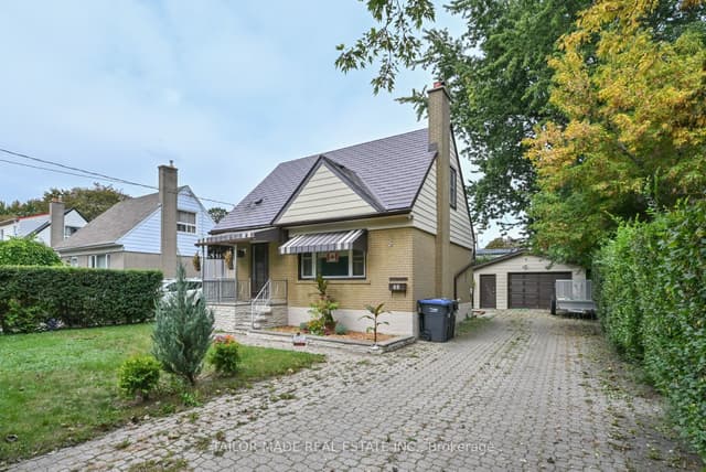 Detached at 88 Mccaul Street, Brampton, ON L6V 1J3