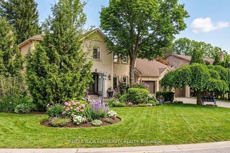 30 Deanbank Drive