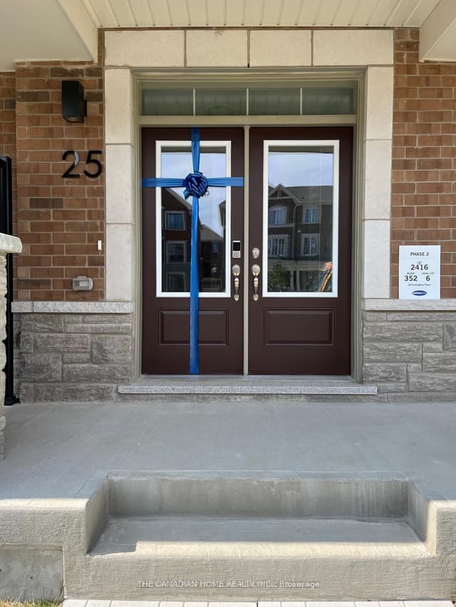 Att/Row/Townhouse at 25 Cullingtree Place, Caledon, ON L7C 4N7