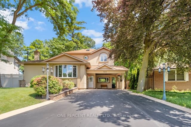 Detached at 583 Stephens Crescent, Oakville, ON L6K 1Y2