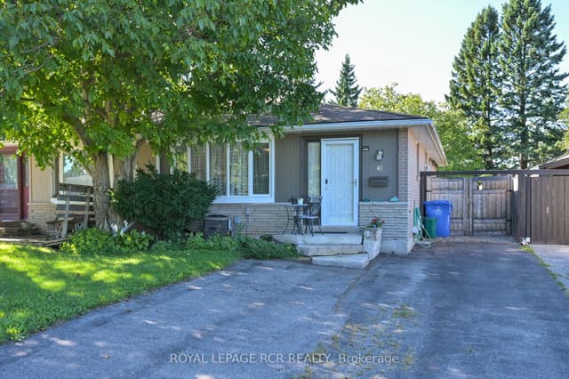 Semi-Detached at 41 Madison Avenue, Orangeville, ON L9W 1R9