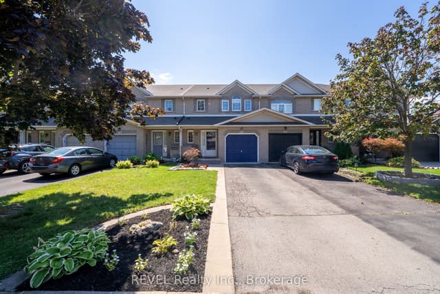 Att/Row/Townhouse at 11 Elderberry Avenue, Grimsby, ON L3M 5M9