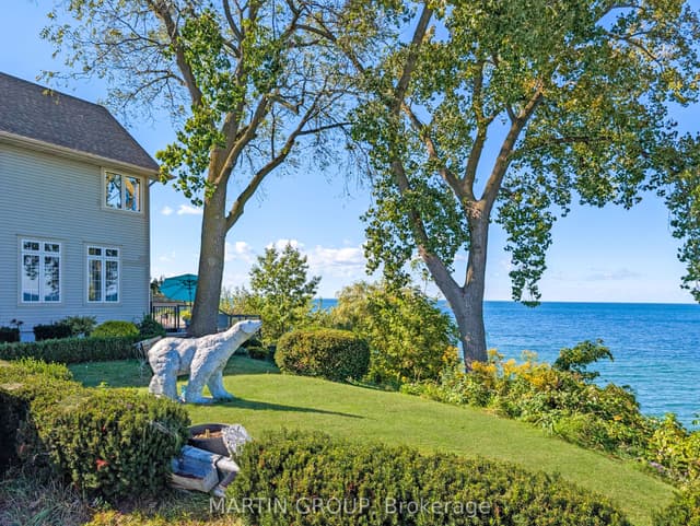 Detached at 29 CONSIDINE Avenue, St. Catharines, ON L2N 5K1