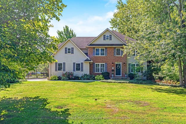 Detached at 1345 Parkside Avenue, Fort Erie, ON L2A 6L4