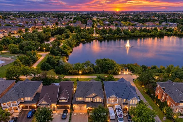 Detached at 100 Southlake Boulevard, Brampton, ON L6V 4P2