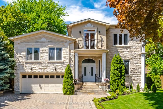 Detached at 2 The Keanegate Street, Toronto, ON M9B 2B4, Toronto W08