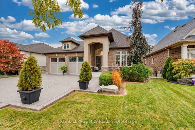 Detached at 295 Creekside Drive, Welland, ON L3C 0B6