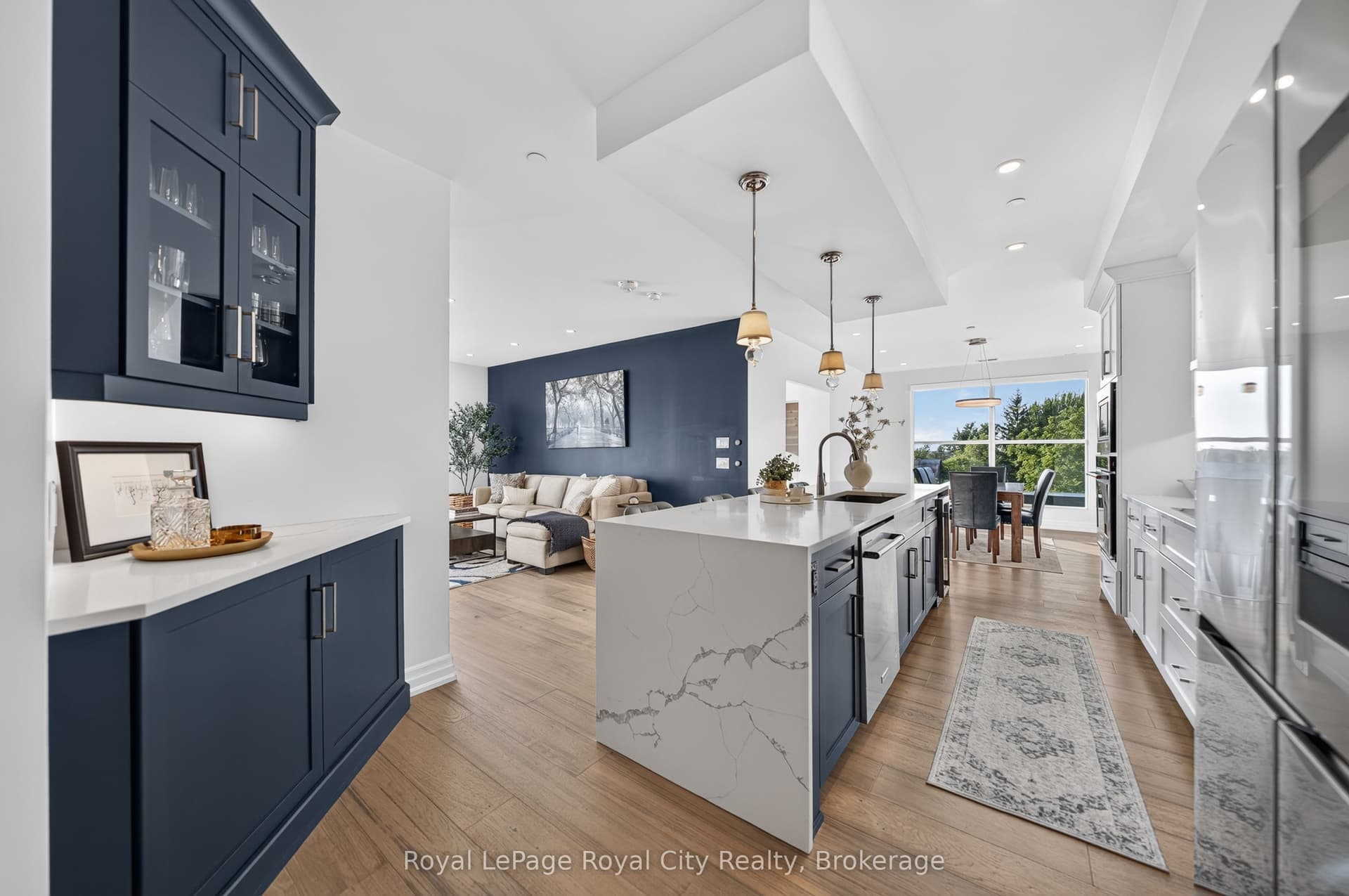 Suite 305 · Floor 3, Unit 305 · 1880 Gordon St