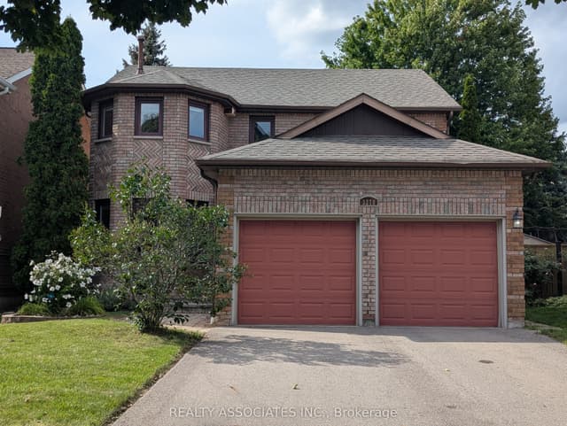 Detached at 3279 Charlebrook Court, Mississauga, ON L5L 5B4