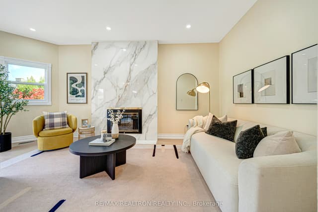 Detached at 27 Captain Francis Drive, Markham, ON L3R 9C8