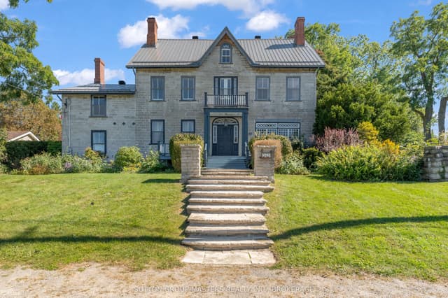 Detached at 202 Main Street, Kingston, ON K7K 5S3