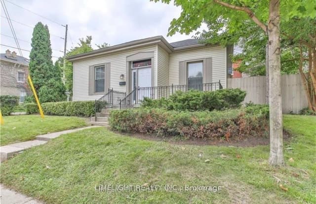 Detached at 615 Talbot Street, London East, ON N6A 2T4