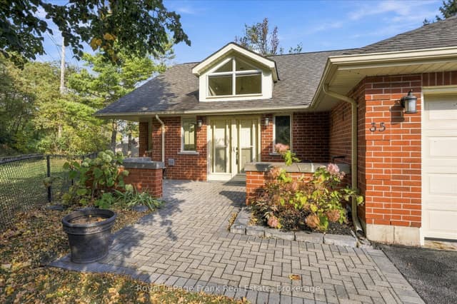 Condo Townhouse at 1121 Armour Road 35, Peterborough, ON K9J 7N8
