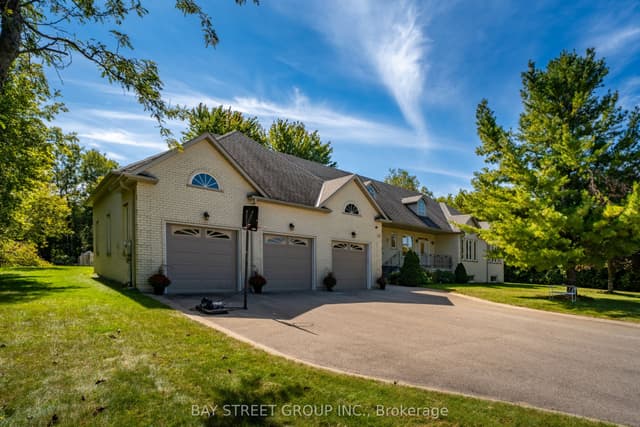 Detached at 27 George Pipher Lane, Whitchurch-Stouffville, ON L4A 1M4