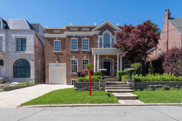 Detached at 230 Dunvegan Road, Toronto, ON M5P 2P2, Toronto C03