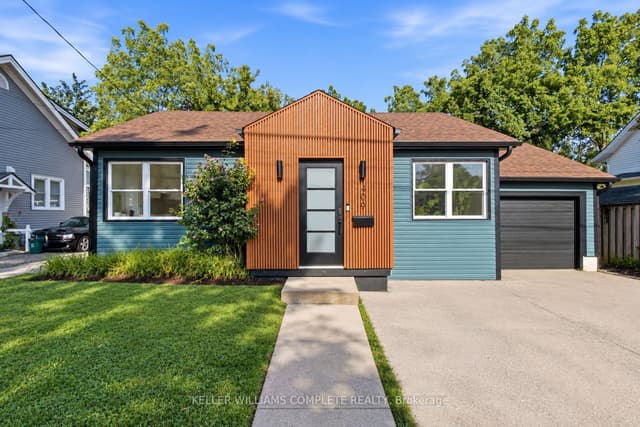 Detached at 409 Ontario Street, Grimsby, ON L3M 3H6